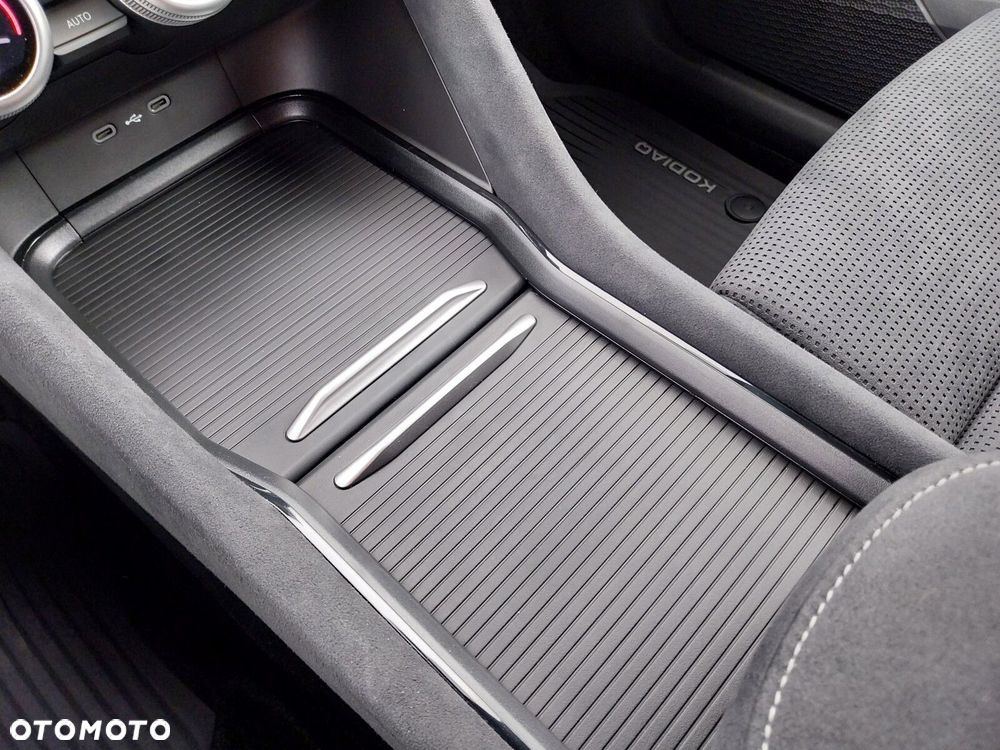 Skoda Kodiaq 2.0 TSI 4x4 Sportline DSG - 33