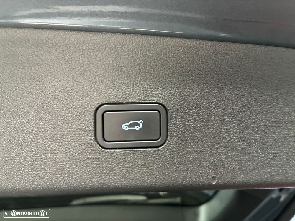 Xpeng G9 78.2 kWh Standard Range - 55