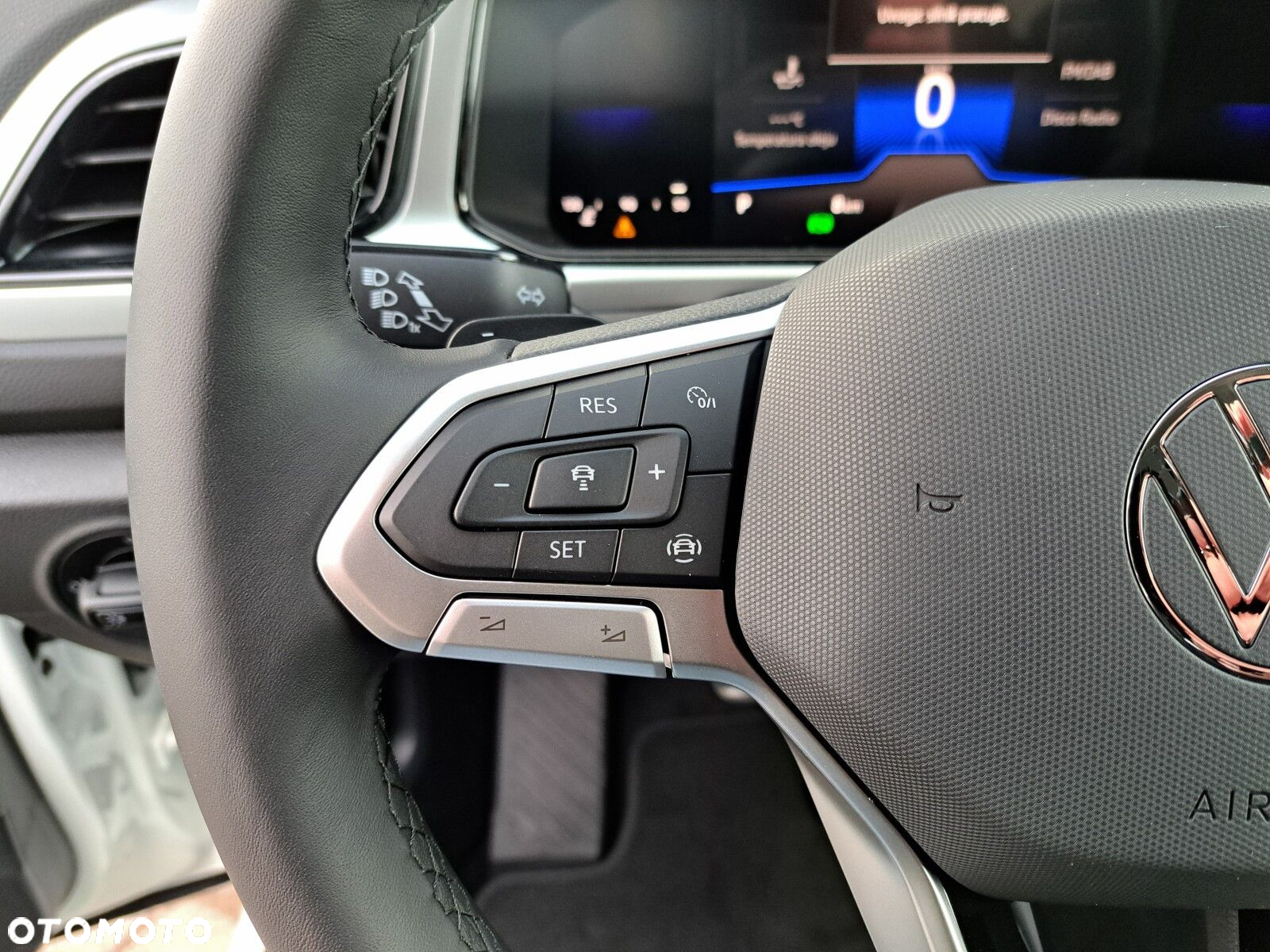Volkswagen T-Roc 1.5 TSI Life Plus DSG - 21