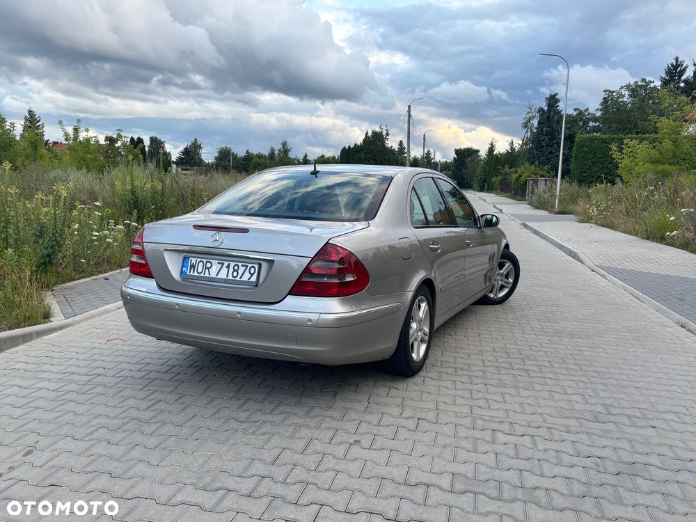 Mercedes-Benz Klasa E 320 CDI T Elegance - 14