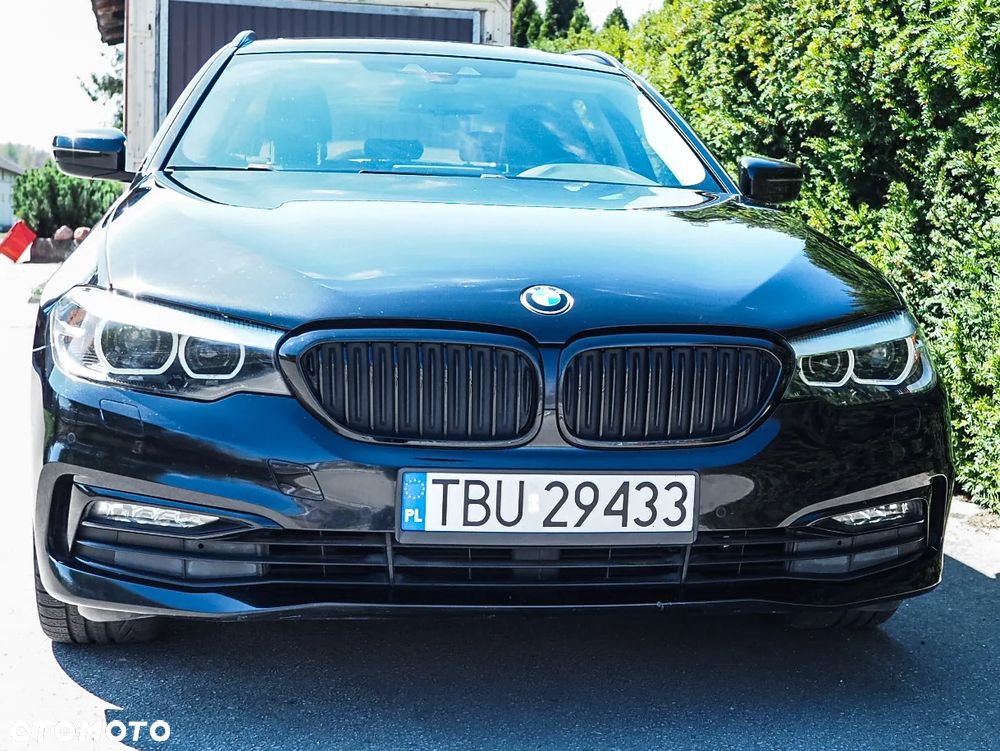 BMW Seria 5 520d xDrive Sport Line - 2