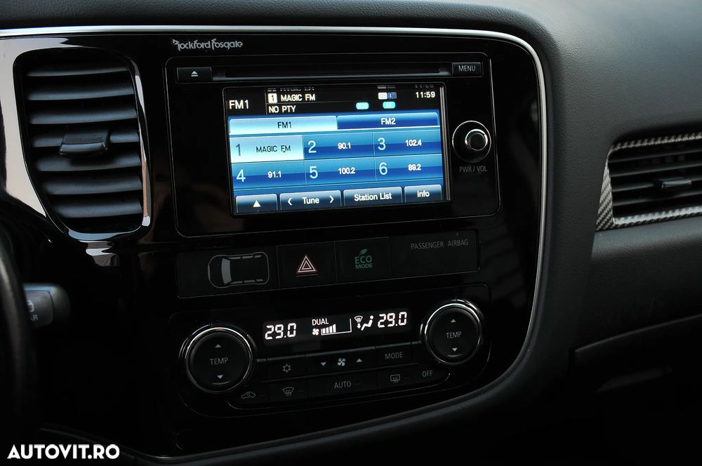 Mitsubishi Outlander 2.2 DI-D 4WD Intense - 7