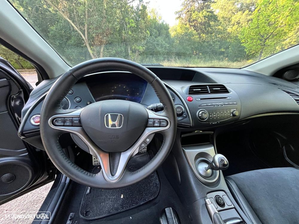 Honda Civic 1.4 i-VTEC Comfort - 13