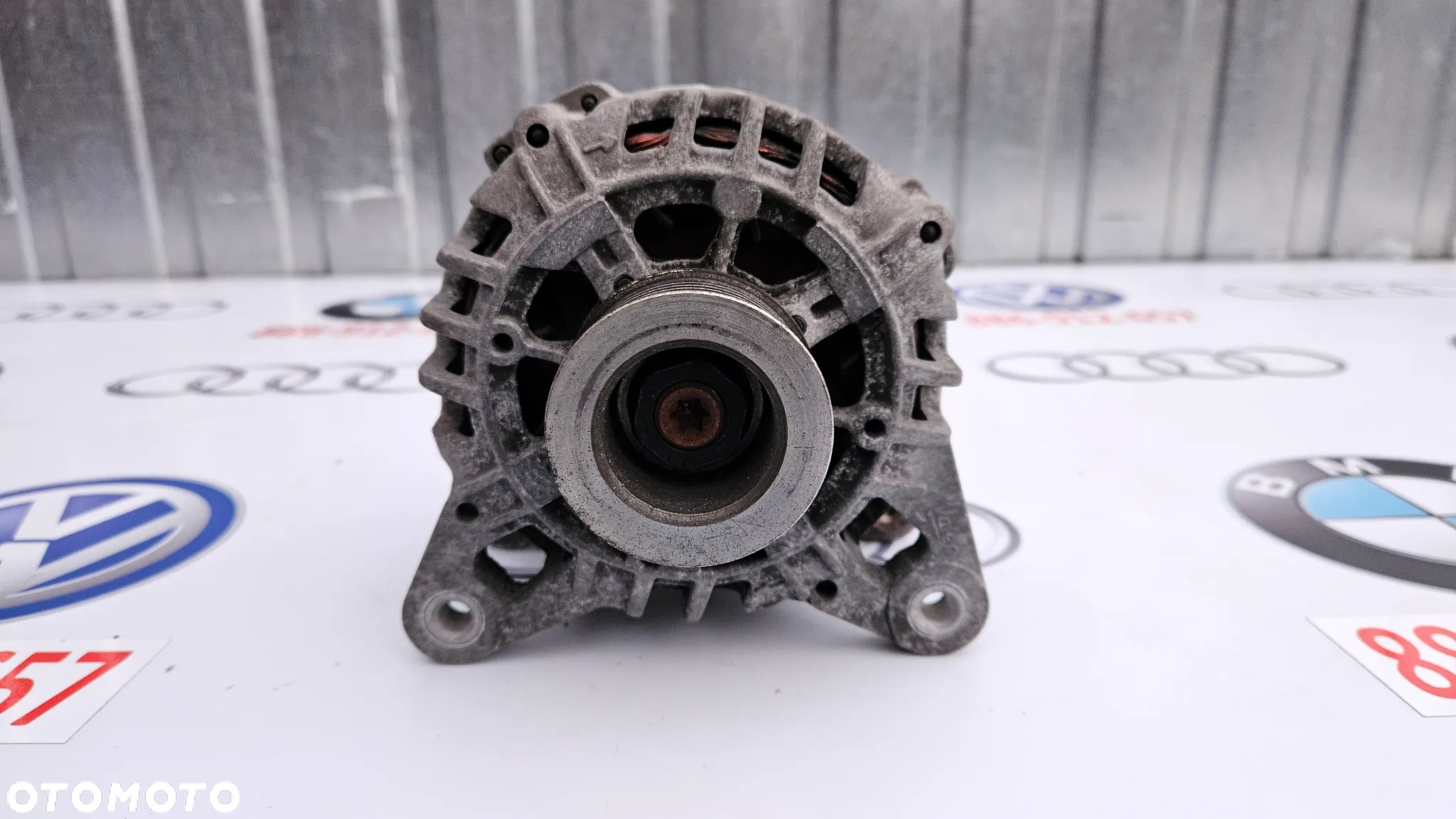 Renault Twingo 2 II 1.2 TCE Alternator 8200654541C VALEO - 2