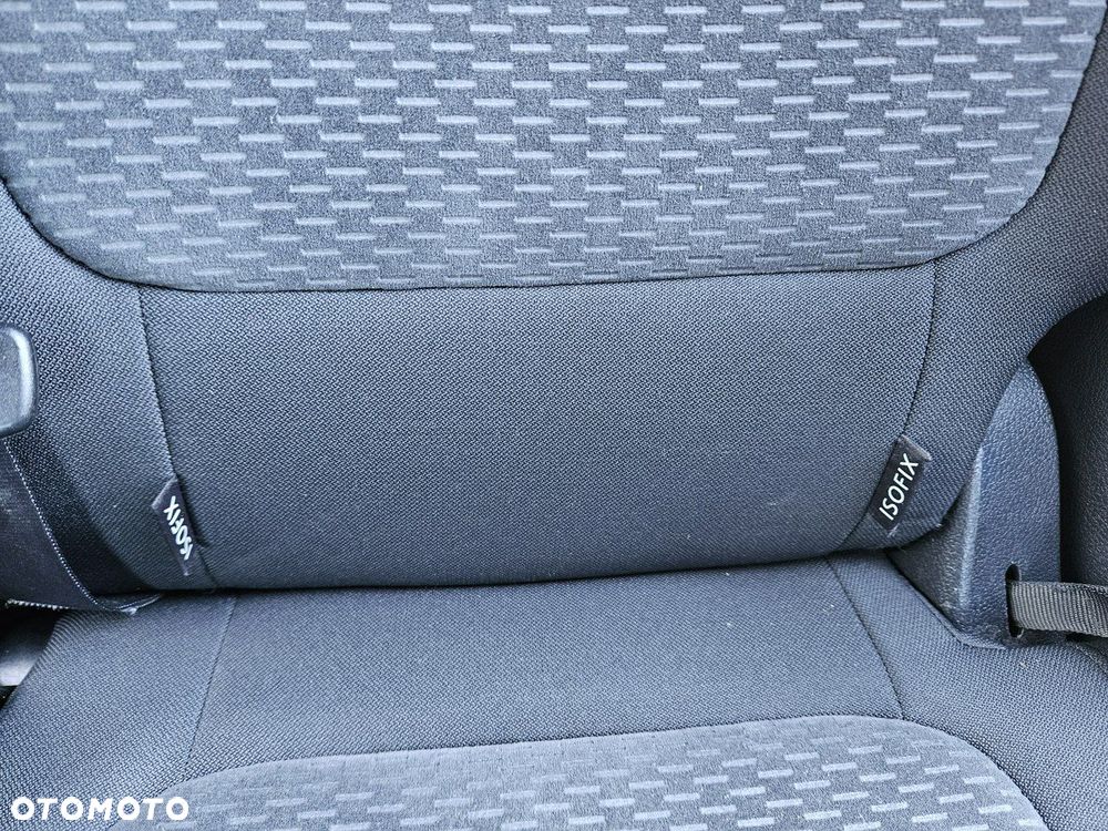 Volkswagen Golf Plus - 18