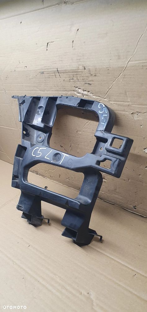 Ślizg zderzaka prawy tył tylny prawy Citroen C5 III Kombi 9681048680 - 2