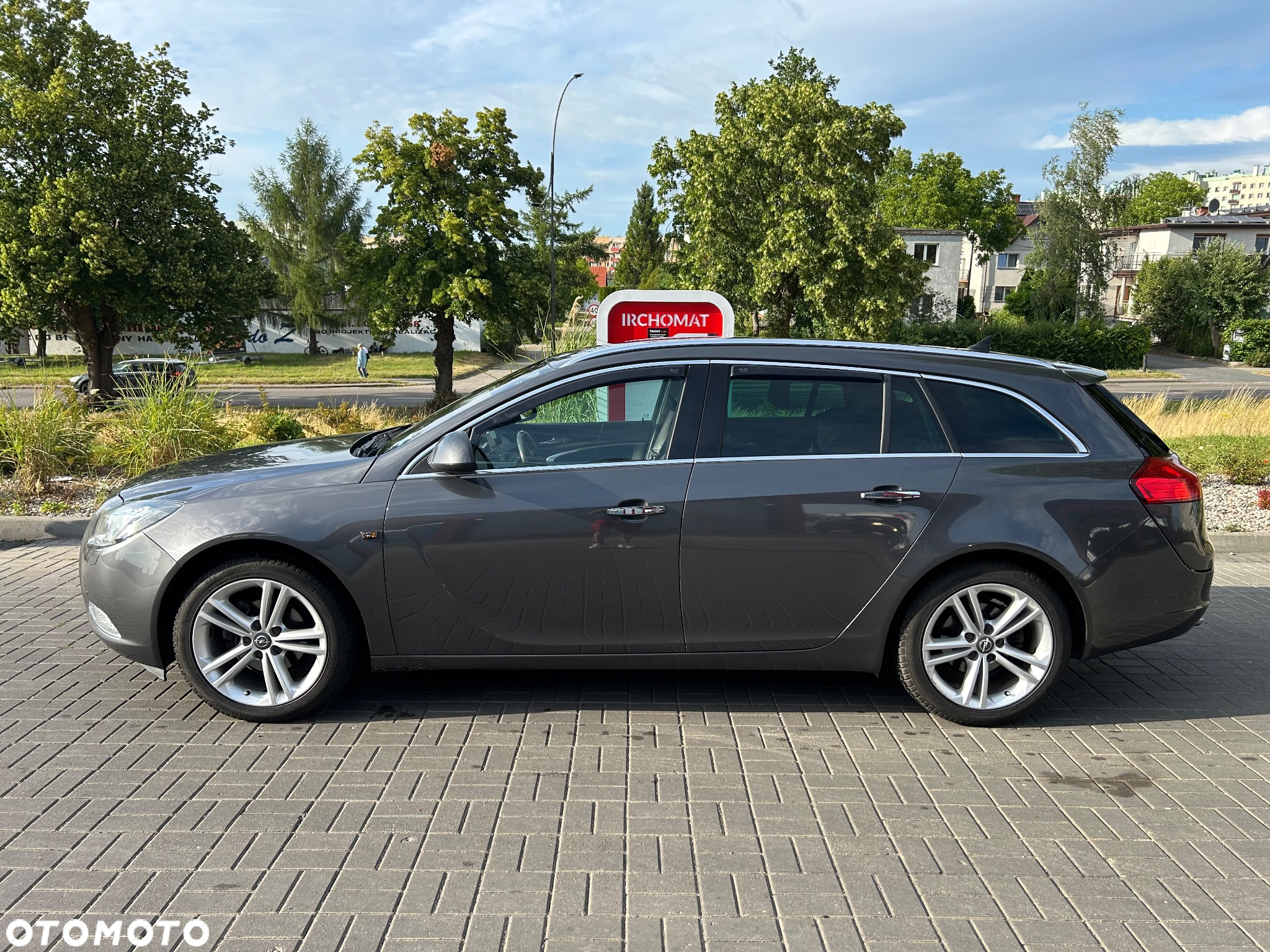 Opel Insignia 2.0 CDTI Sports Tourer - 2