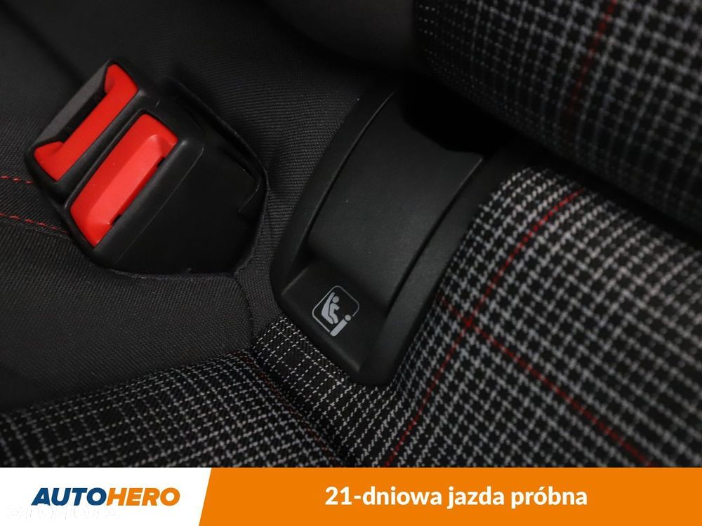 Volkswagen Golf VIII 2.0 TSI GTI DSG - 40
