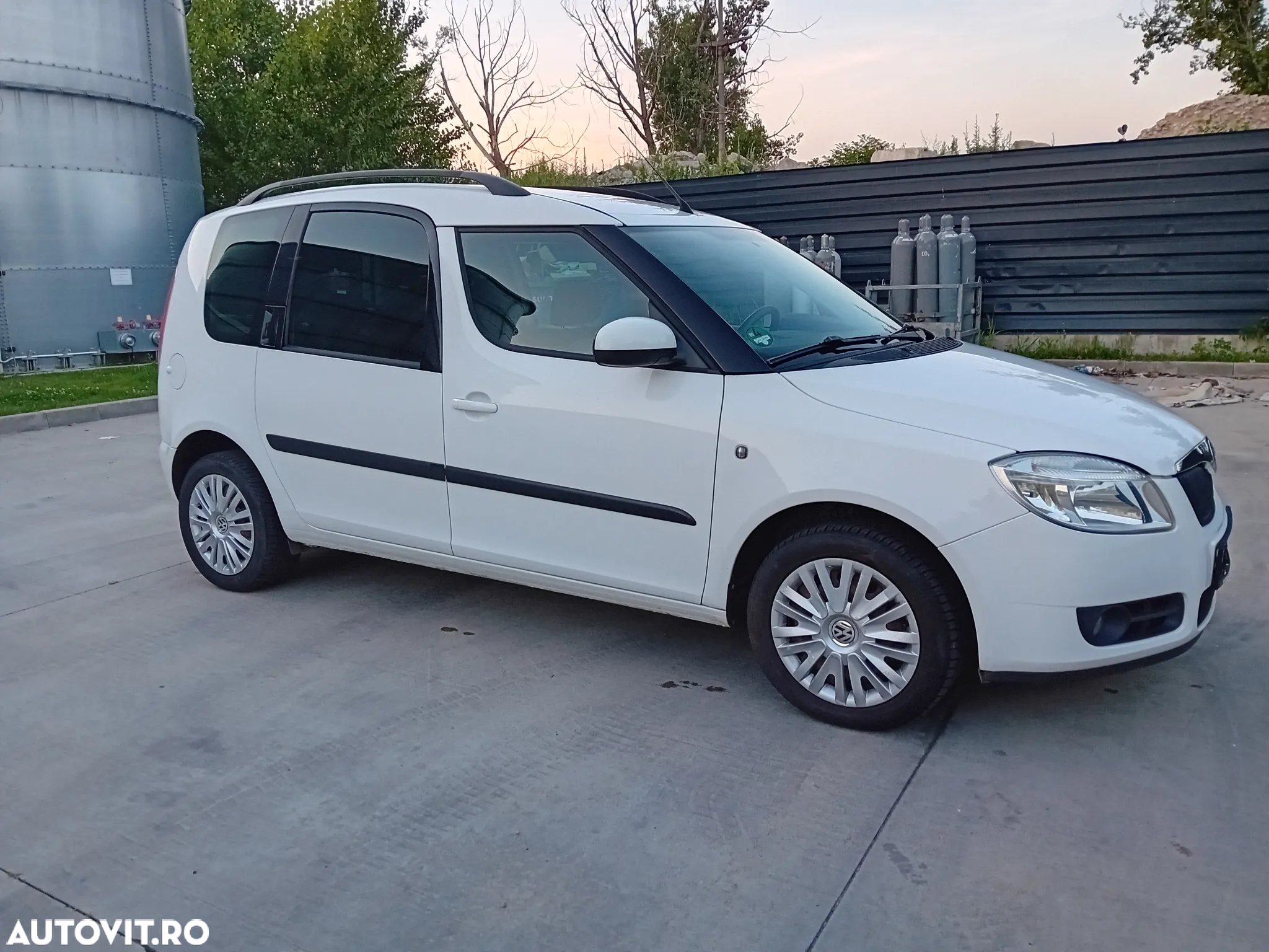 Skoda Roomster 1.2 TSI Style PLUS EDITION - 14