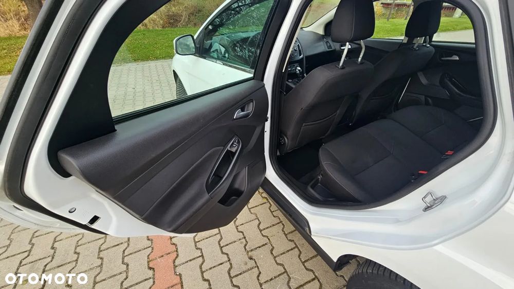 Ford Focus 1.0 EcoBoost Active - 17