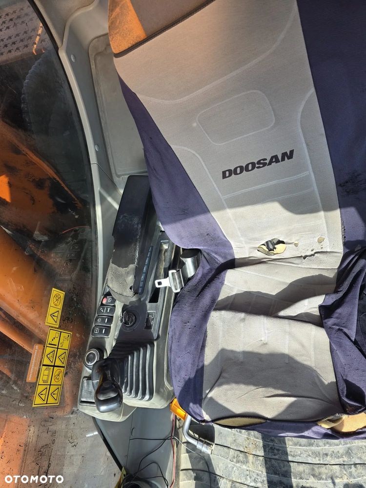 Doosan DX170W - 7
