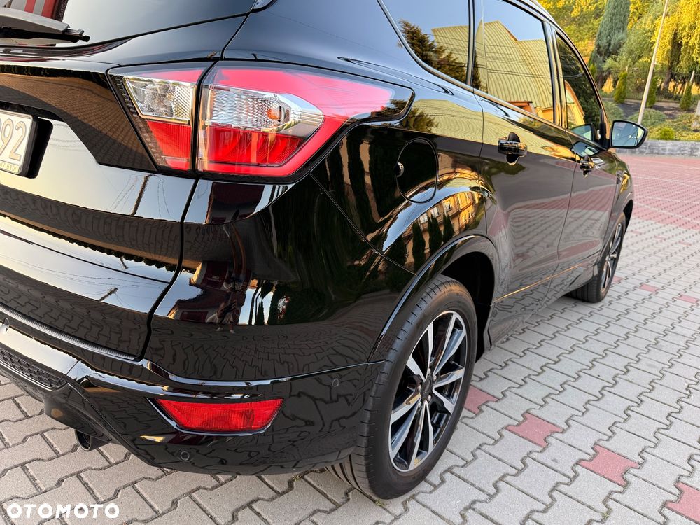 Ford Kuga 2.0 TDCi FWD ST-Line - 18