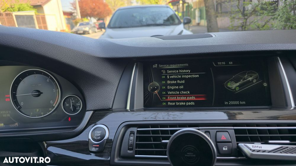 BMW Seria 5 525d xDrive - 8