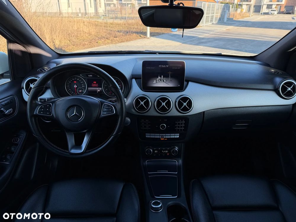 Mercedes-Benz Klasa B 250 4-Matic Style - 14
