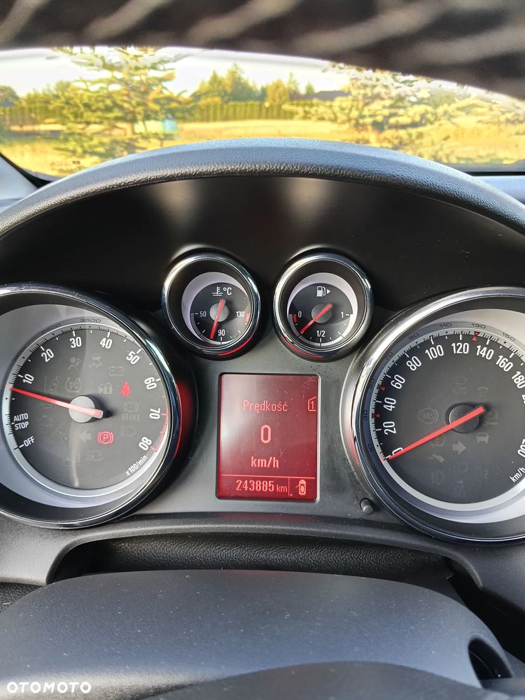 Opel Astra 1.4 Cosmo - 23