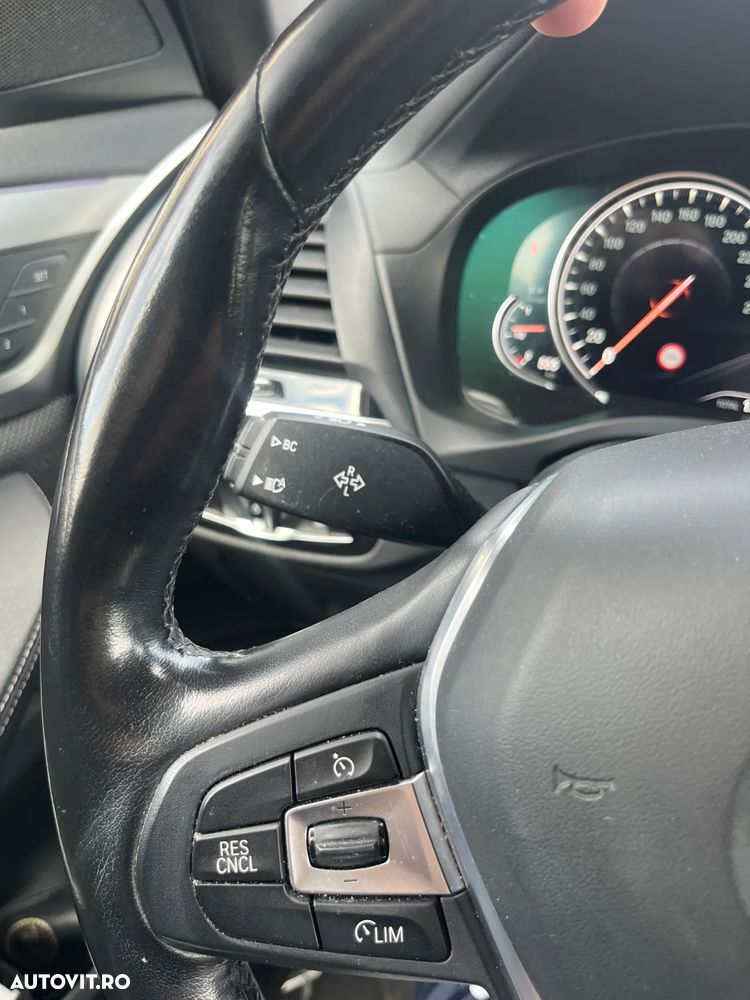 BMW X3 xDrive20d AT xLine - 27