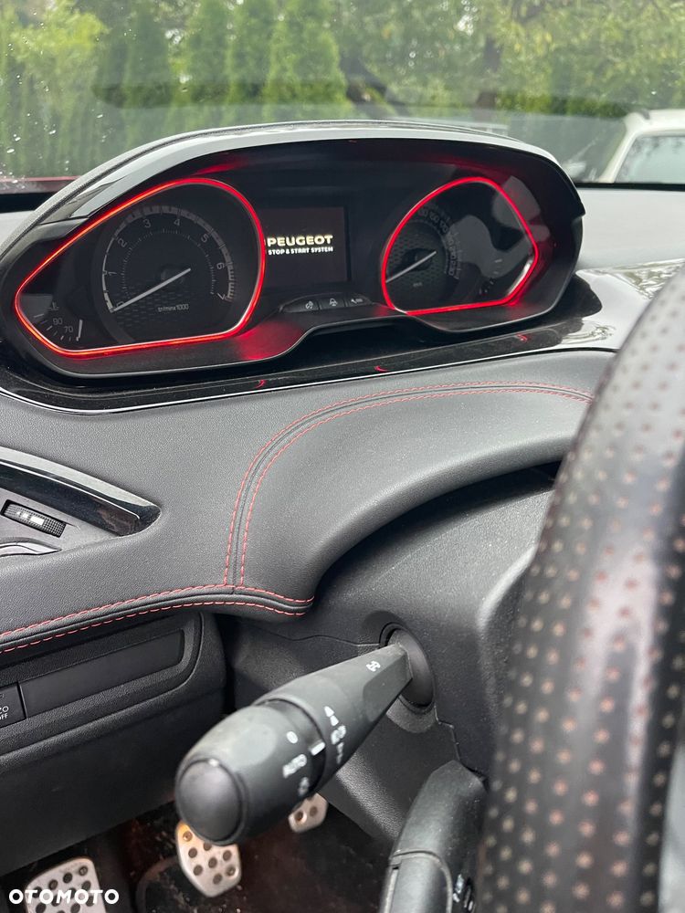 Peugeot 208 THP STOP & START GTi - 16