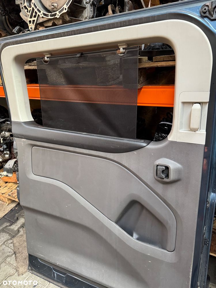 Tapicerka boczek drzwi lewych Ford Transit Turneo Custom Lift - 1