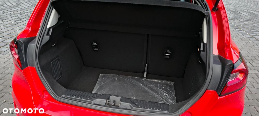 Ford Fiesta 1.1 Titanium ASS - 28