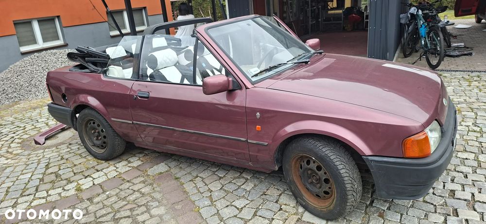 Ford Escort - 4