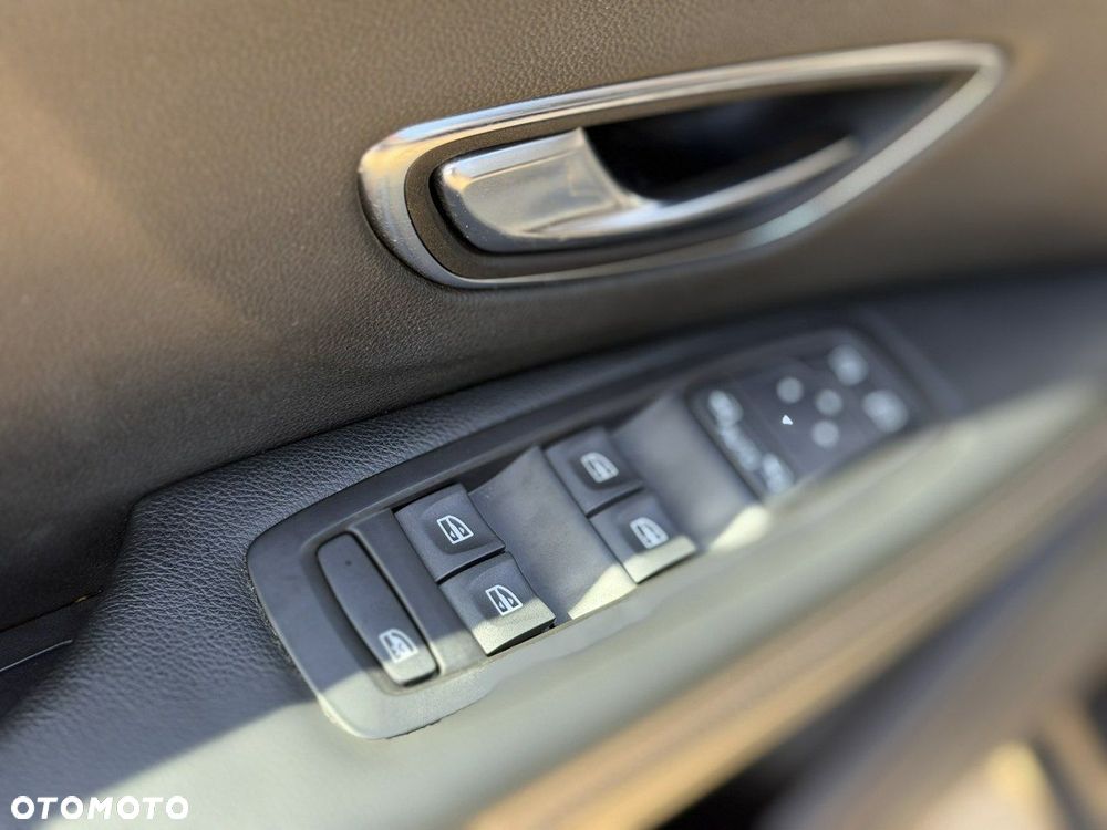 Renault Scenic - 10