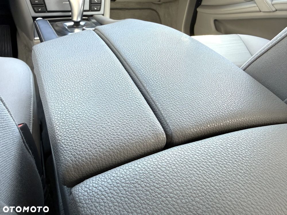 BMW Seria 5 - 25