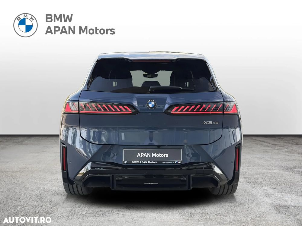 BMW iX3 - 5