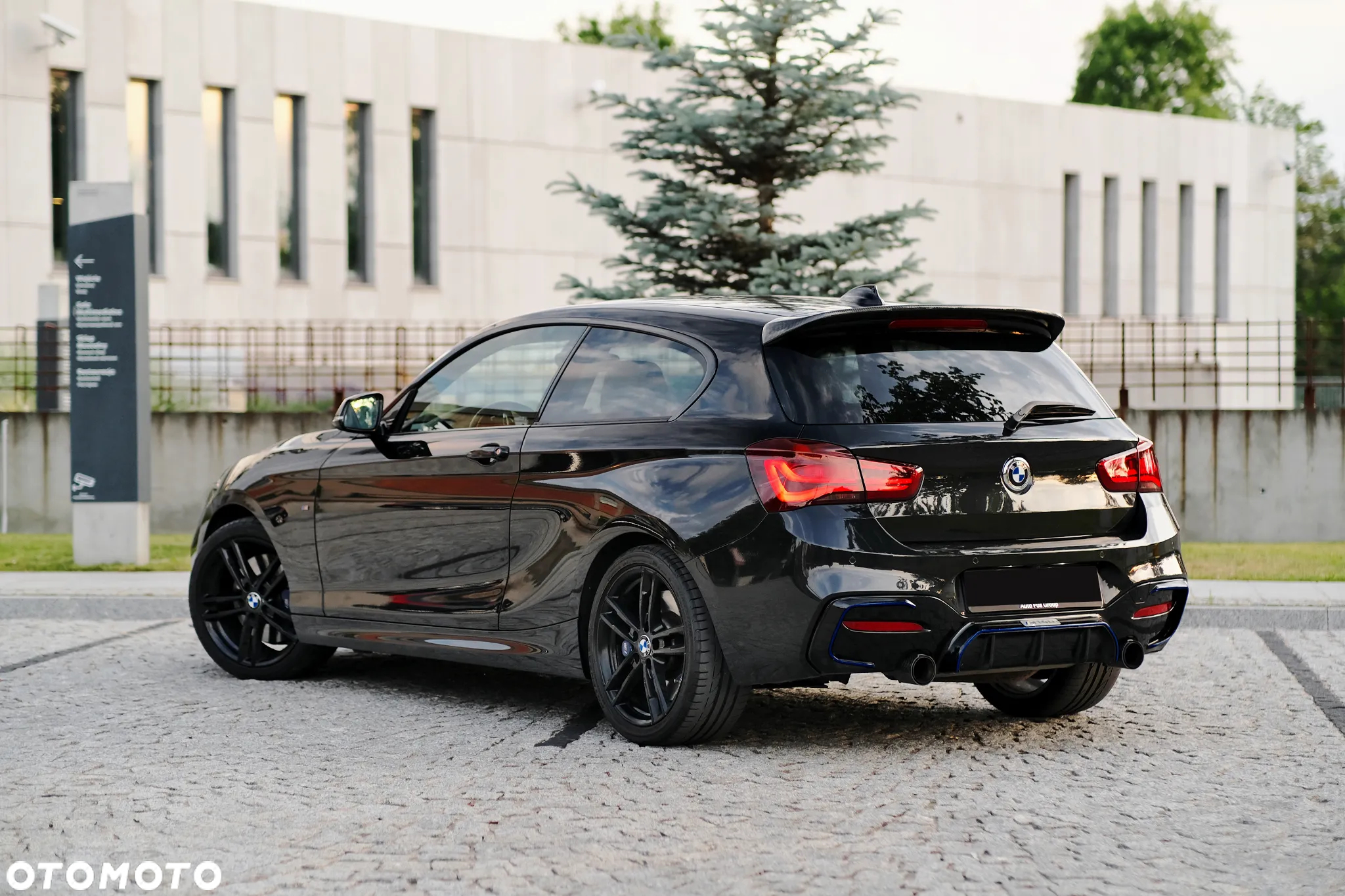 BMW 1M - 16