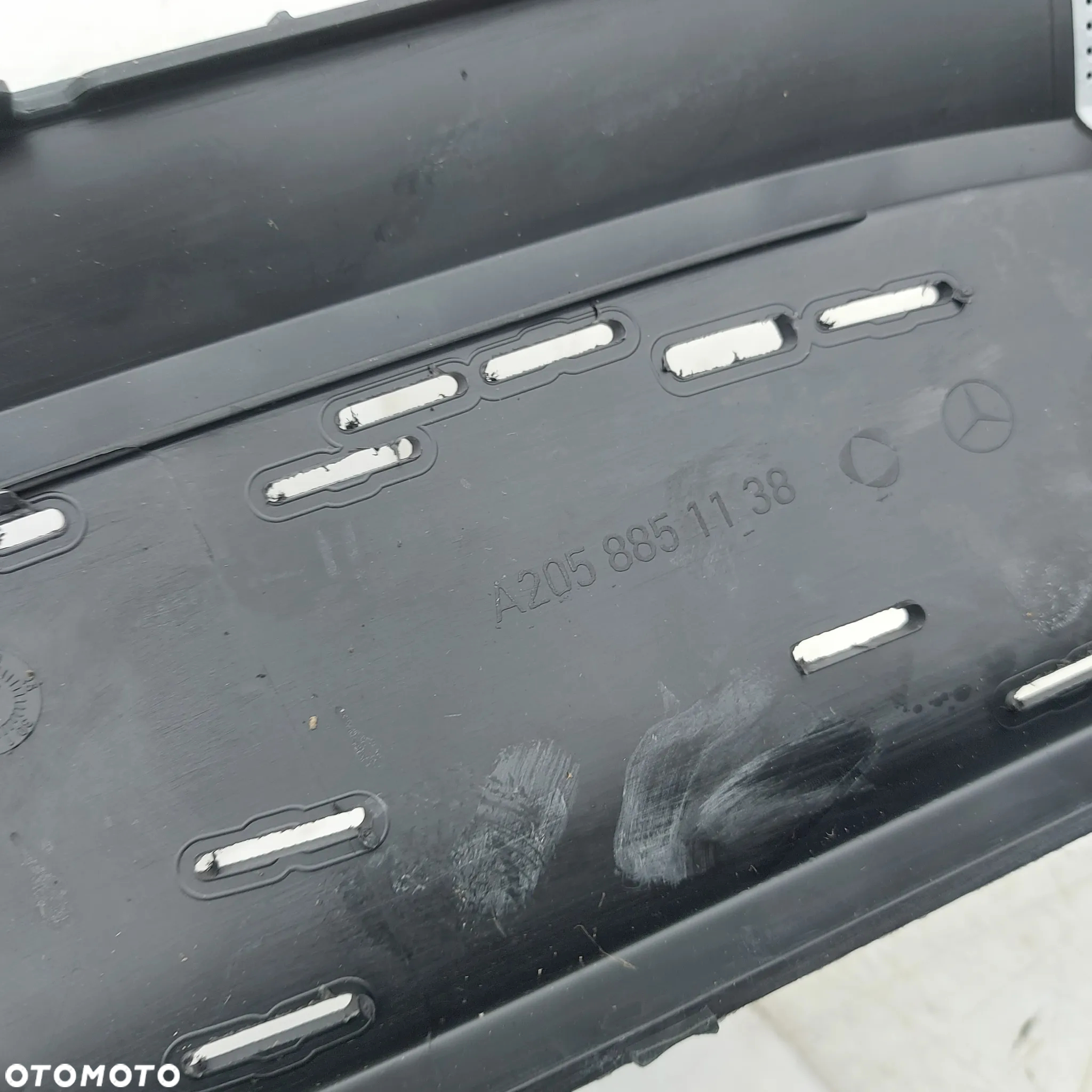 SPOILER DYFUZOR DOKLADKA ZDERZAKA TYL TYLNA MERCEDES C W205 NOWA ORYGINAL 2058857038 - 4