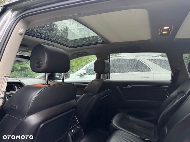 Audi Q7 3.0 TFSI Quattro Tiptronic - 4