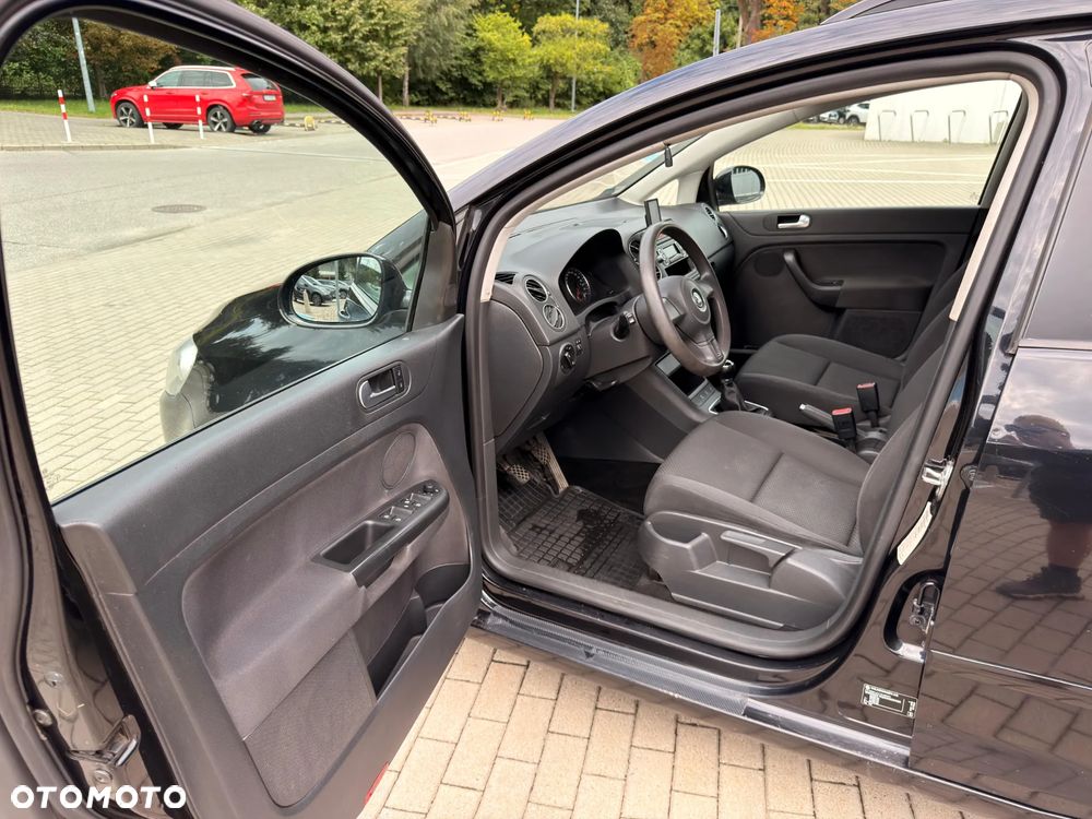 Volkswagen Golf - 11
