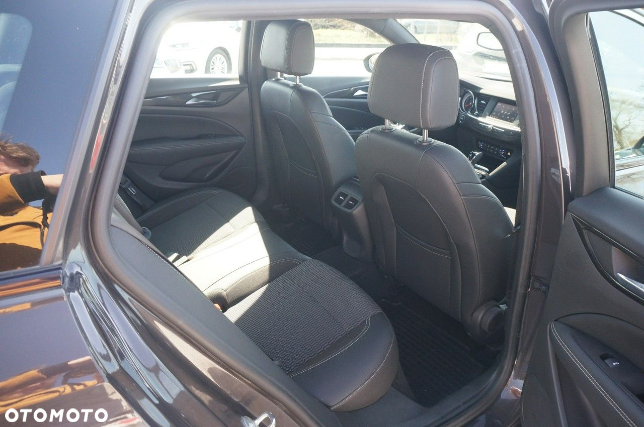 Opel Insignia 2.0 CDTI Elegance S&S - 31
