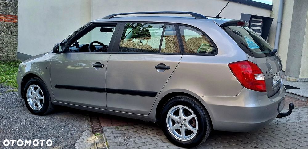 Skoda Fabia 1.4 16V Ambiente - 5