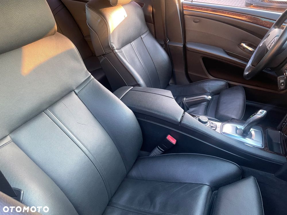 BMW Seria 5 535d Edition Exclusive - 24