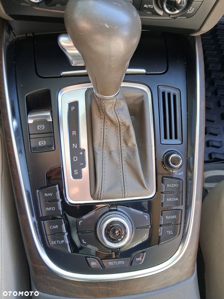 Audi Q5 2.0 TFSI Quattro S tronic - 11