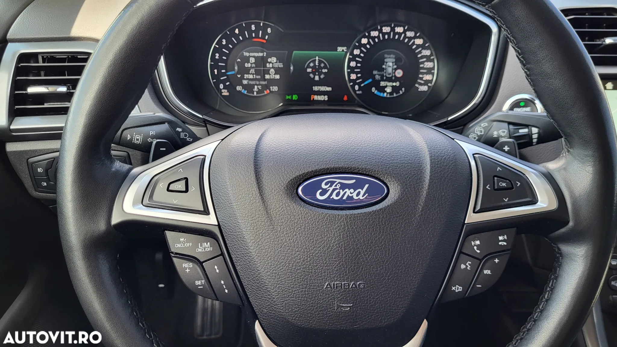 Ford Mondeo Turnier 2.0 TDCi Start-Stopp PowerShift-Aut Titanium - 31
