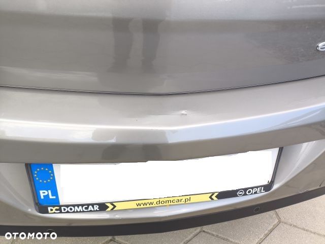 Opel Astra 1.4 T Executive - 11