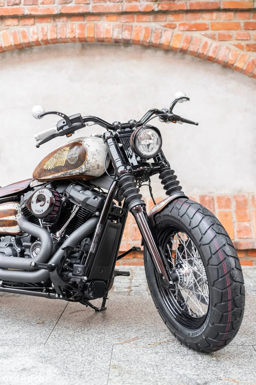 Harley-Davidson Softail - 24