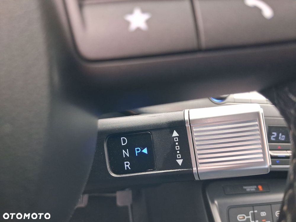 Hyundai Kona 1.6 T-GDI Platinum DCT - 32