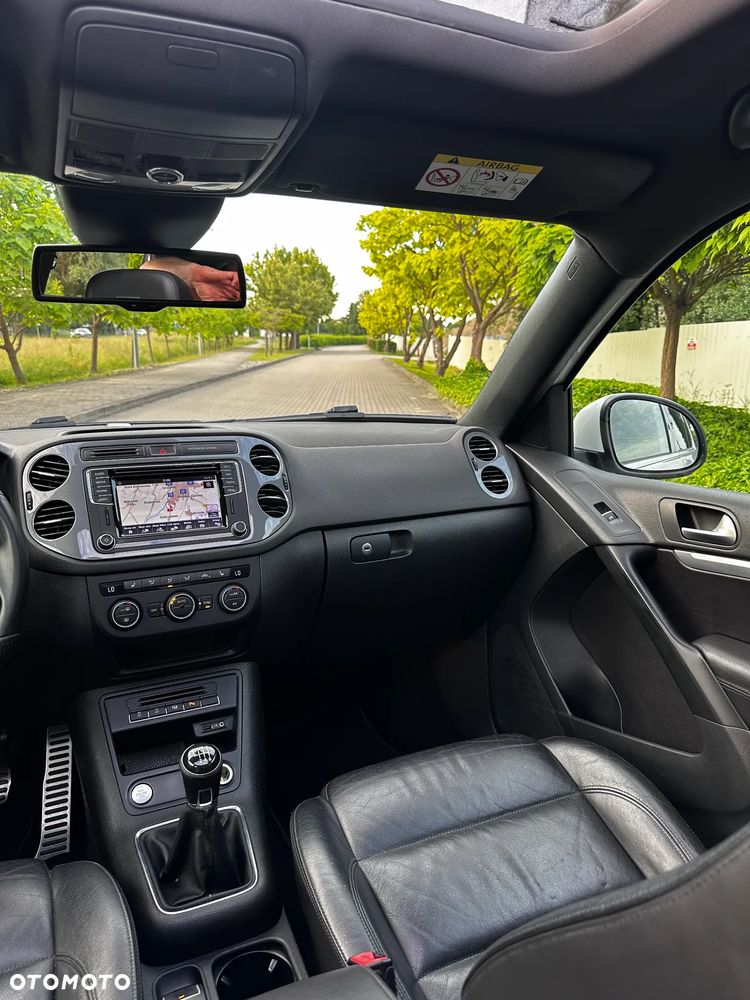 Volkswagen Tiguan 2.0 TDI SCR R-Line - 28