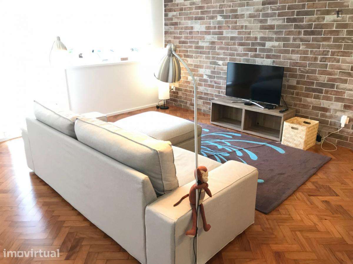 Apartamento com 3 quartos - localizado em Ramalde Porto - Grande imagem: 4/15