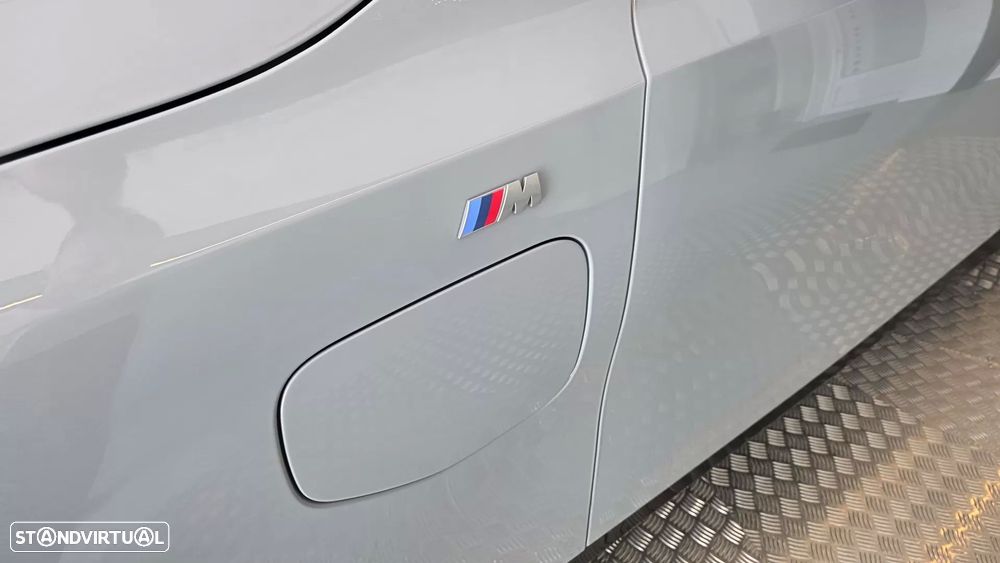 BMW 530 e Pack Desportivo M - 29