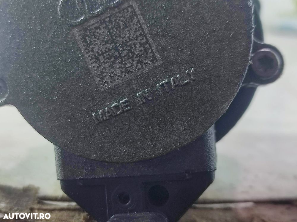 Pompa apa suplimentara 4H0965567A Audi A4 B9 [2015 - 2020] - 3