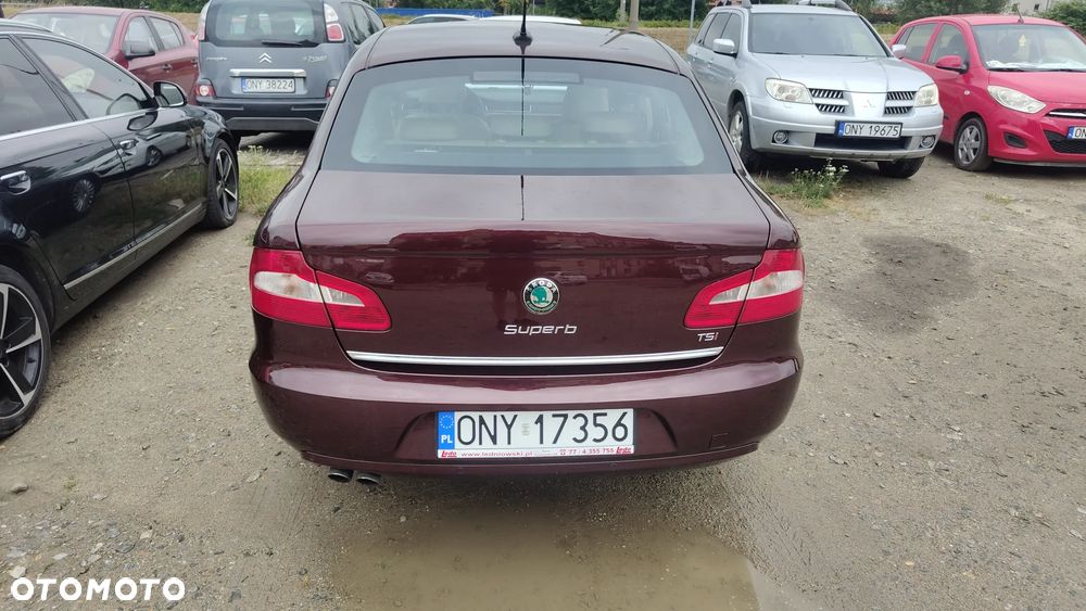 Skoda Superb 1.8 TSI Ambition - 24