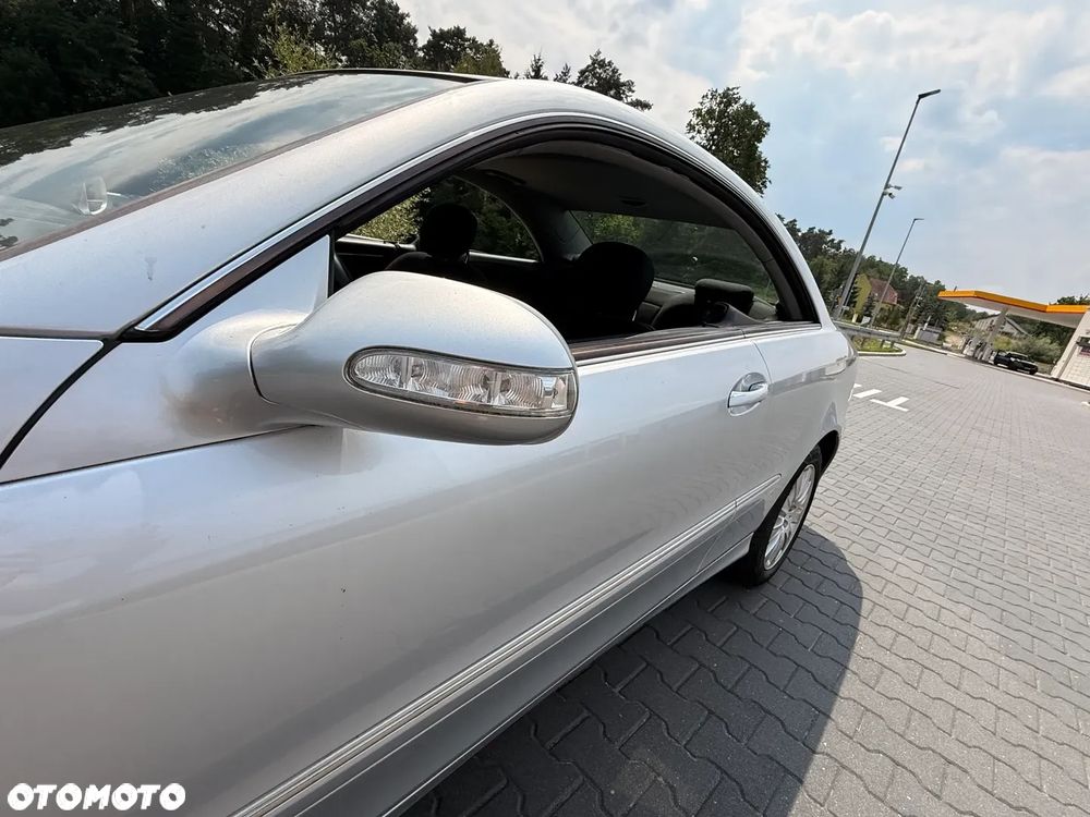 Mercedes-Benz CLK - 10