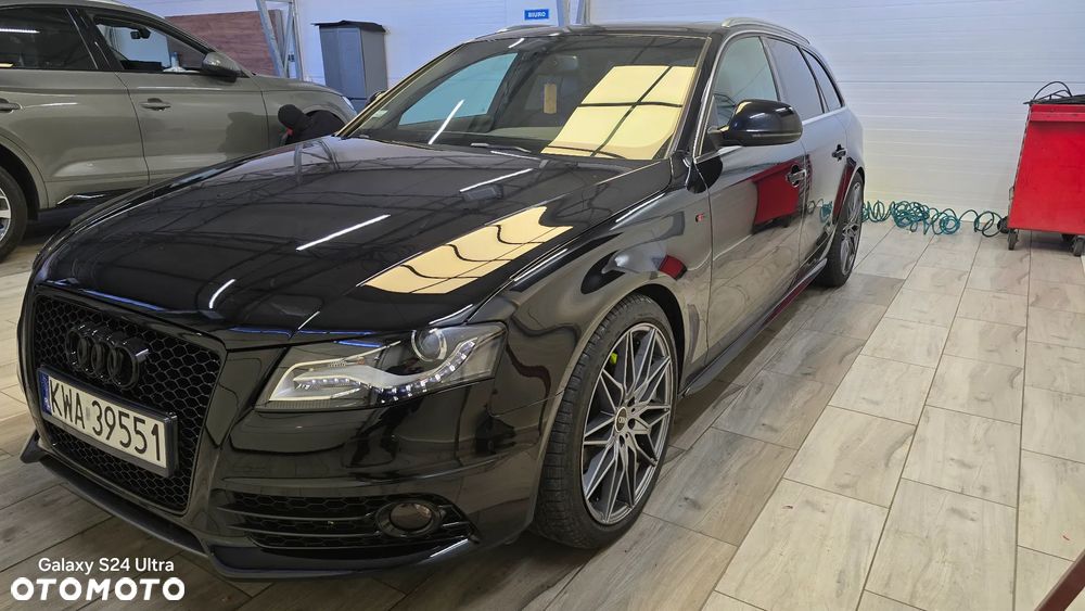 Audi A4 Avant 2.0 TDI DPF quattro S line Sportpaket (plus) - 1