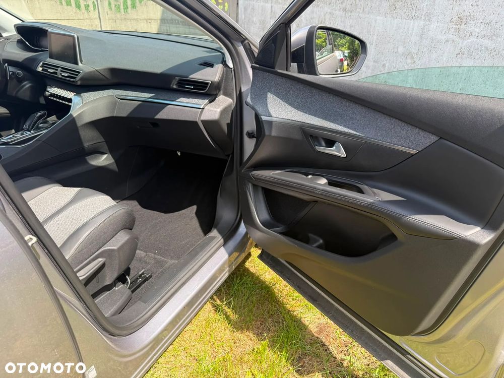 Peugeot 5008 BlueHDI 120 EAT6 Stop & Start Active - 11
