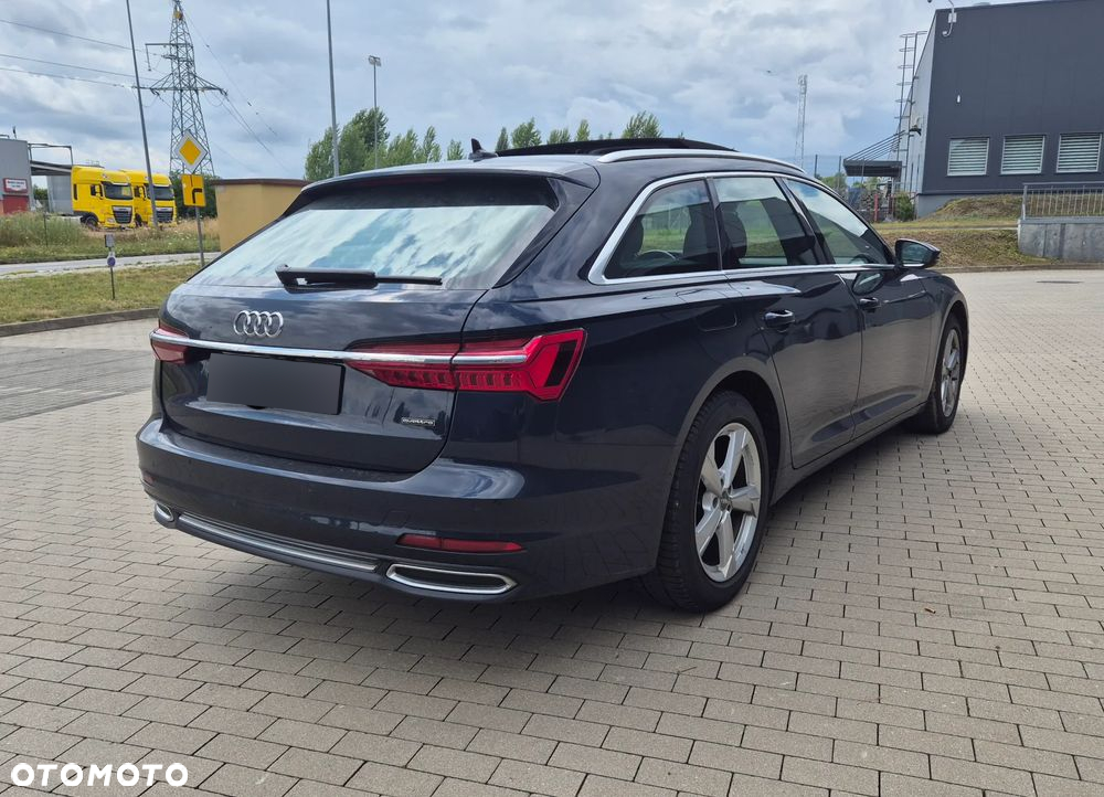 Audi A6 Avant 40 TDI quattro S tronic design - 12
