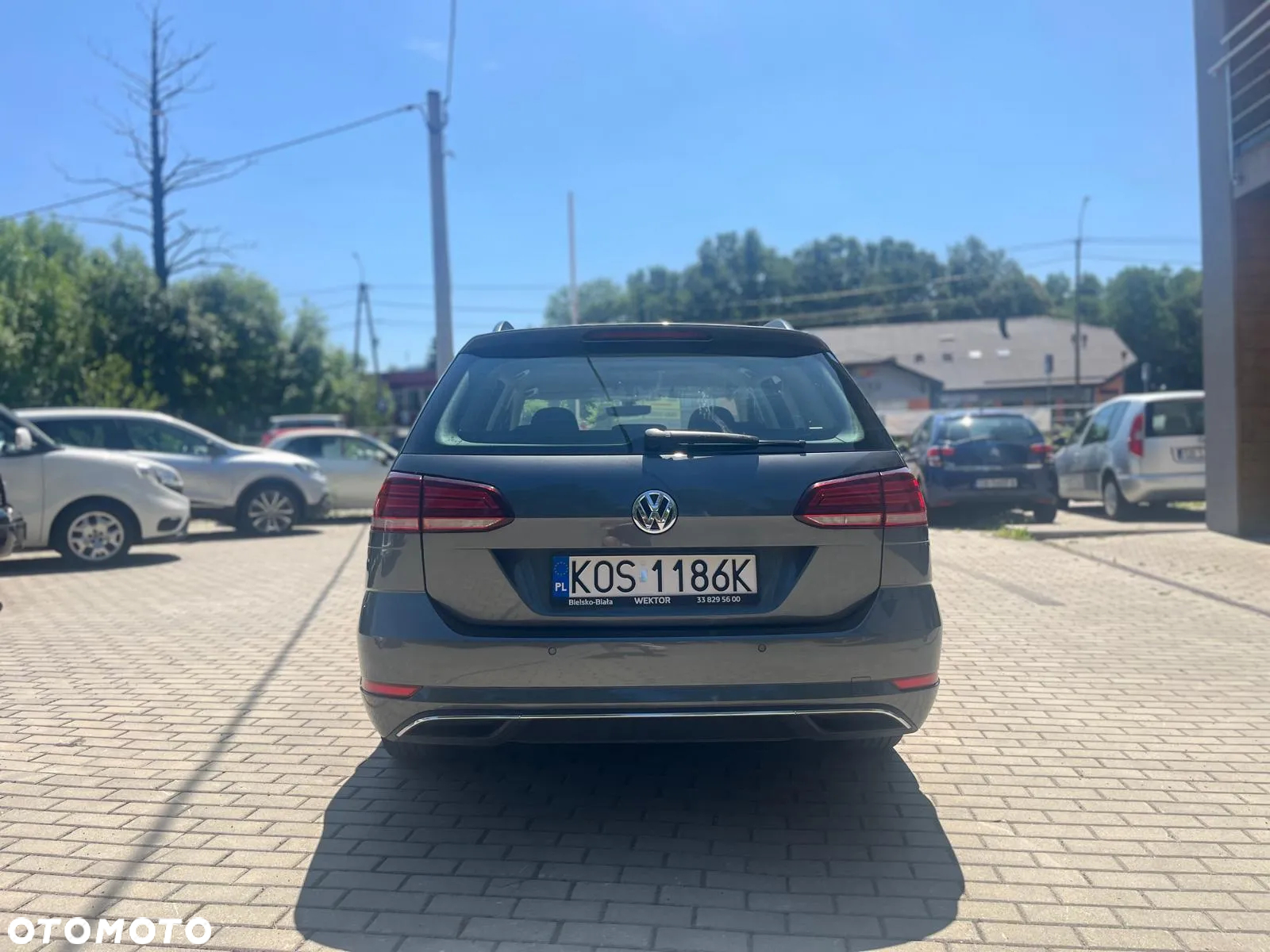 Volkswagen Golf 1.6 TDI SCR Comfortline - 5