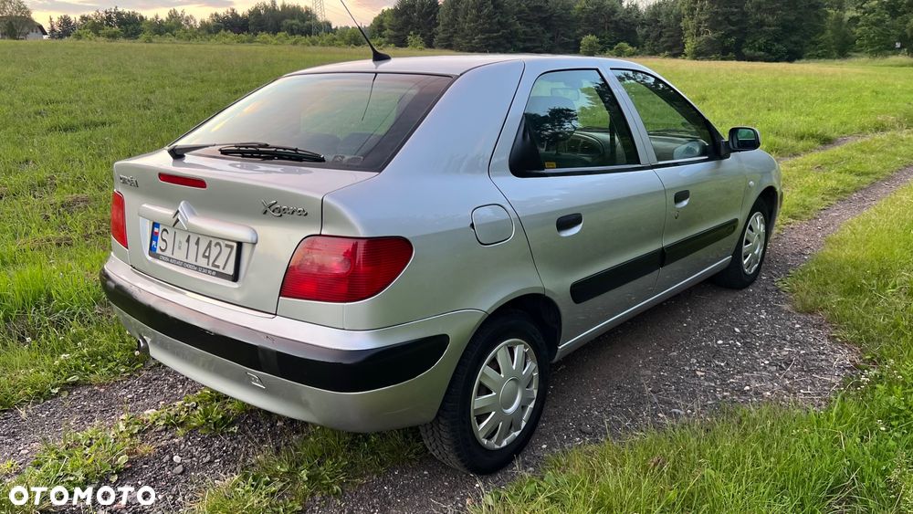 Citroën Xsara 1.6i Exclusive - 6
